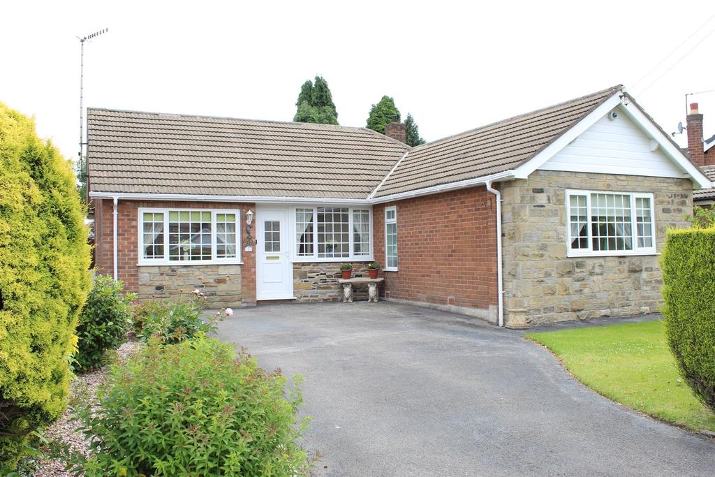 Kingsmoor Road, Glossop 3 bed detached bungalow £420,000
