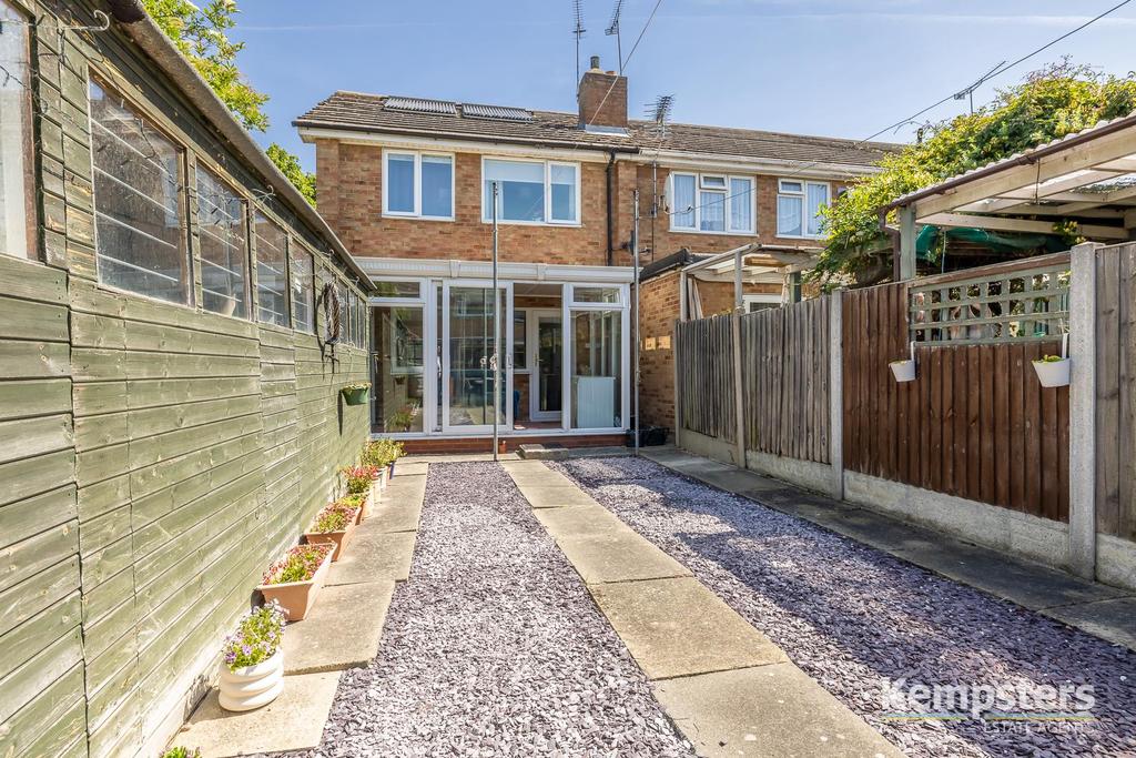 Rear Garden 4.jpg