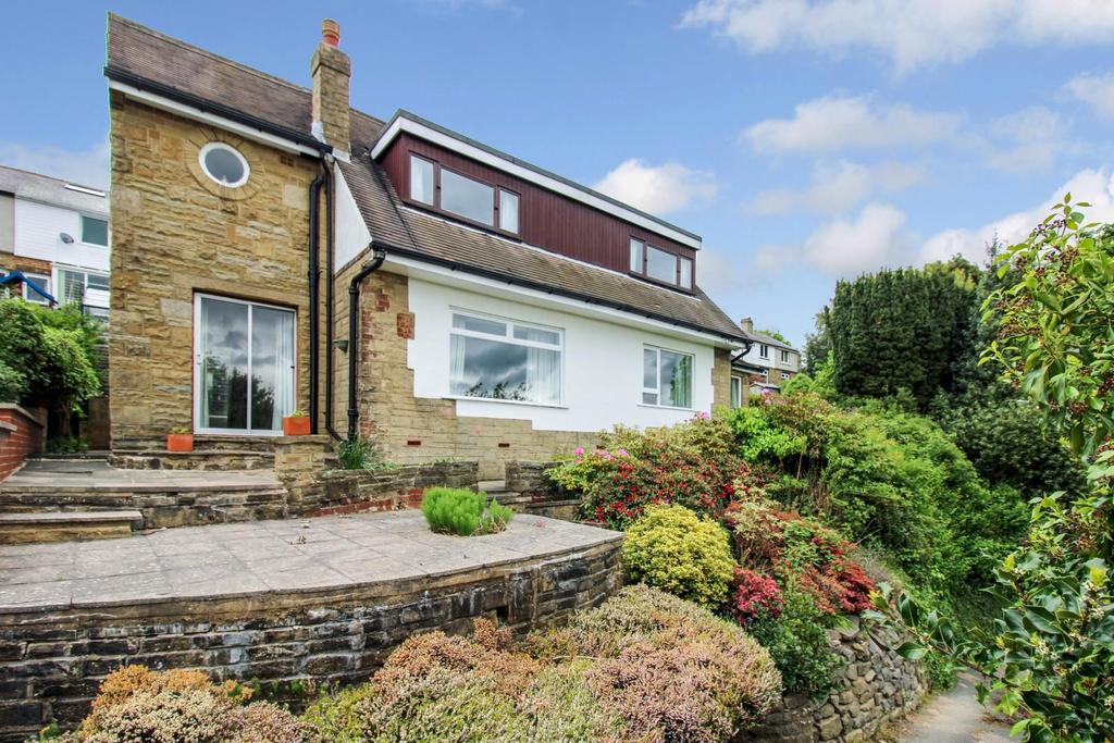 Well Lane, Rawdon, Leeds 3 bed detached house for sale £375,000