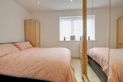 Apartment 11, Broadway House Broadway, Hornsea, HU18 1PZ