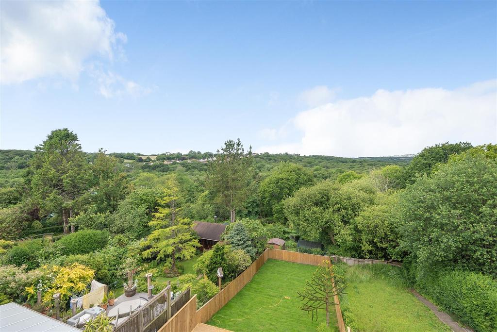 Gower Road, Killay, Swansea 4 bed semidetached house £429,950