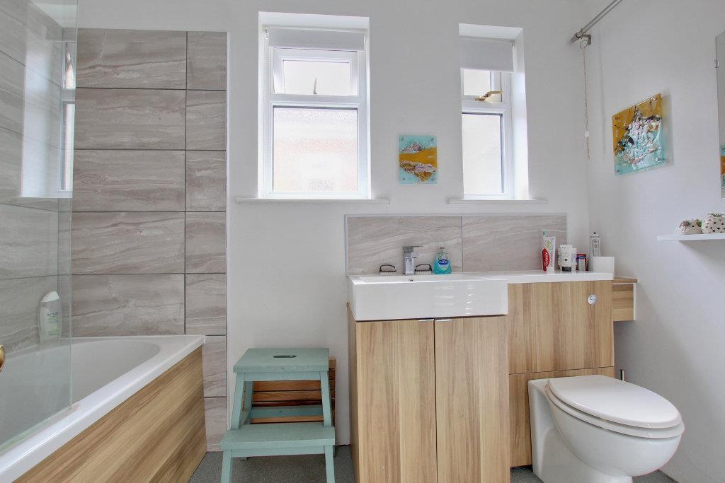 Bathroom/w.c.