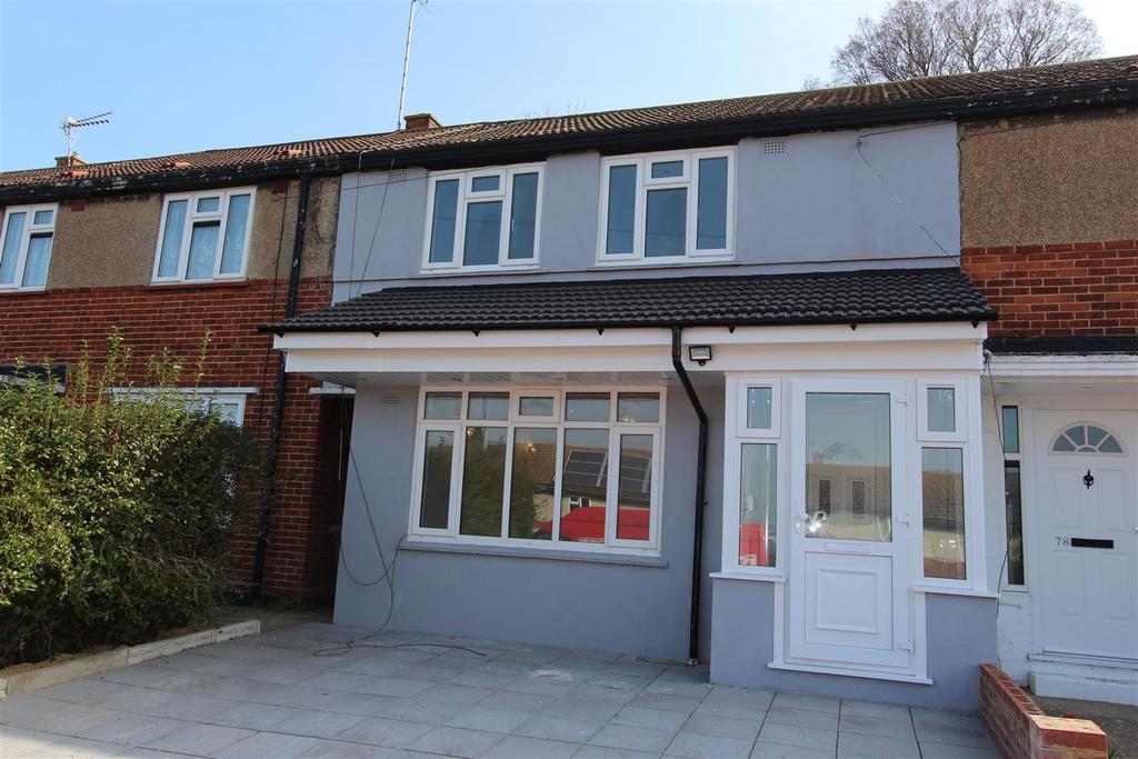 Antlers Hill, North Chingford 3 bed terraced house £1,850 pcm (£427 pw)