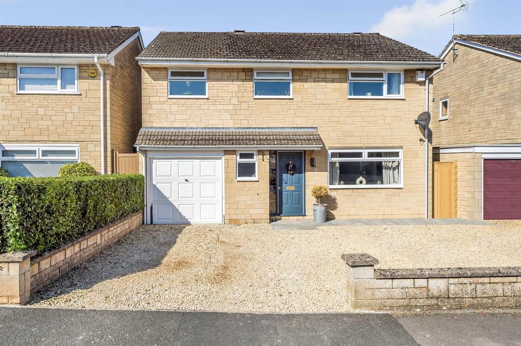 Vaisey Road, Stratton, Cirencester 4 bed detached house £559,950