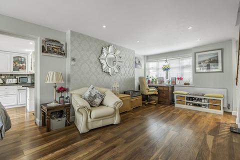 39 Bents Close, Clapham, Bedford, MK41 6DZ