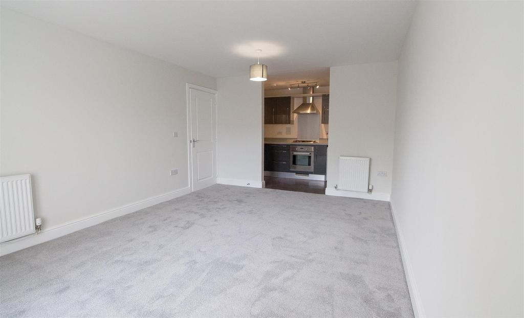 Chapman Way 37 sitting.jpg