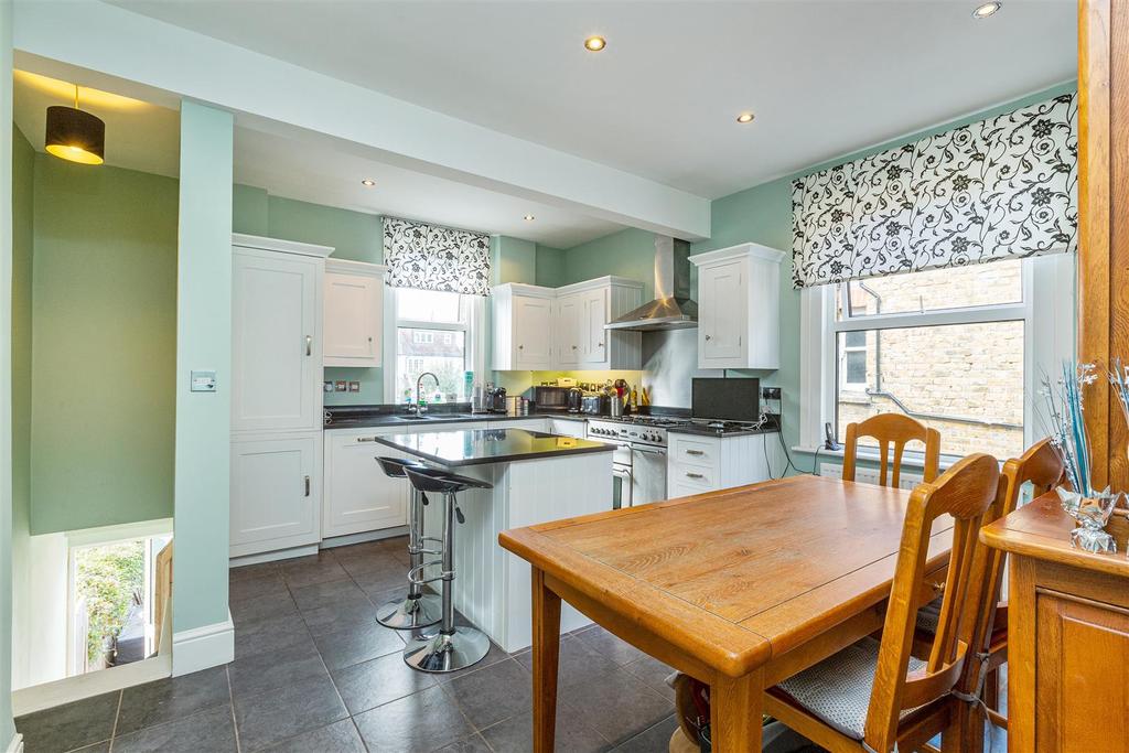 24892 james anderson 163 lower richmond road 7