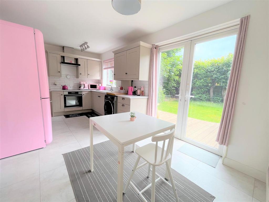 Ardler Road-07-Dining Room1.jpg