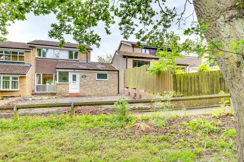 Marlow Way, Whickham, NE16 3 bed semidetached house £210,000