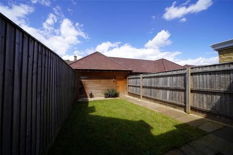 40 Sargent Square, Broadway, WR12 7FE