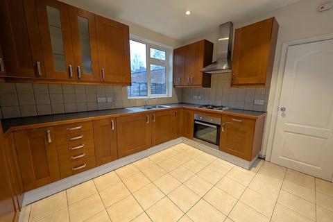 1 bedroom flat to rent, Leith Close, Kingsbury, London, NW9