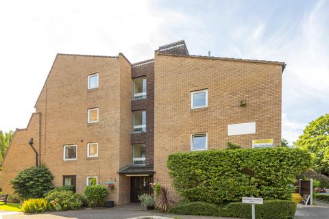 1 bedroom retirement property for sale, Mount Hermon Road, Woking, GU22