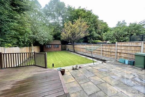 4 bedroom semi-detached house to rent, Castle Avenue, Epsom KT17