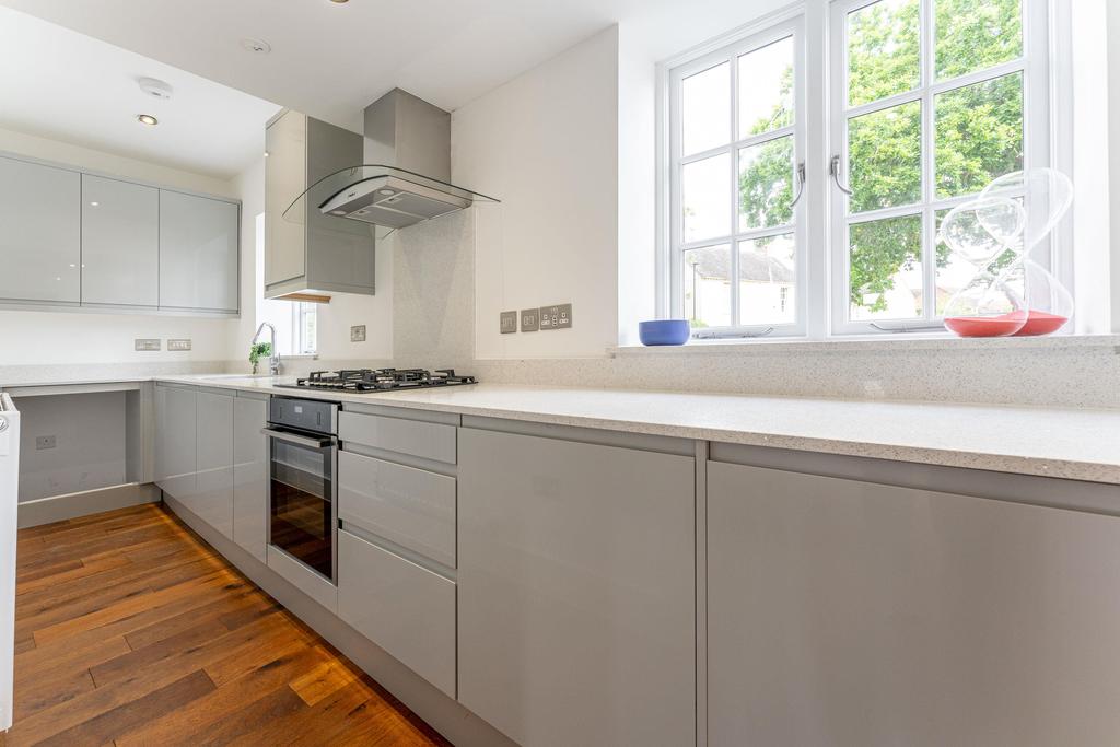The Longford, 2 Home Farm, Main Street, Alrewas, Burton on Trent DE13 2