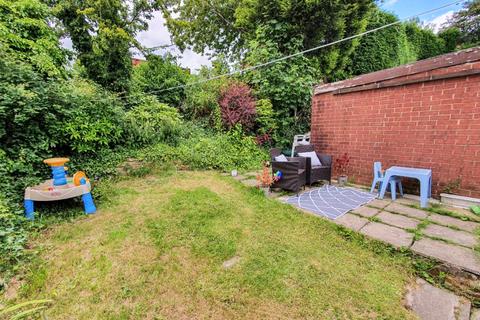 51 Dovecote Lane, Lees, Oldham, OL4 4SN