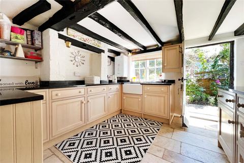 Peartree Cottage Arundel Road, Angmering, Littlehampton, BN16 4JR