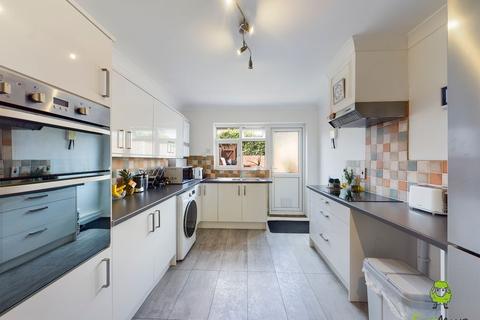 4 East Road, Welling, DA16 3DT