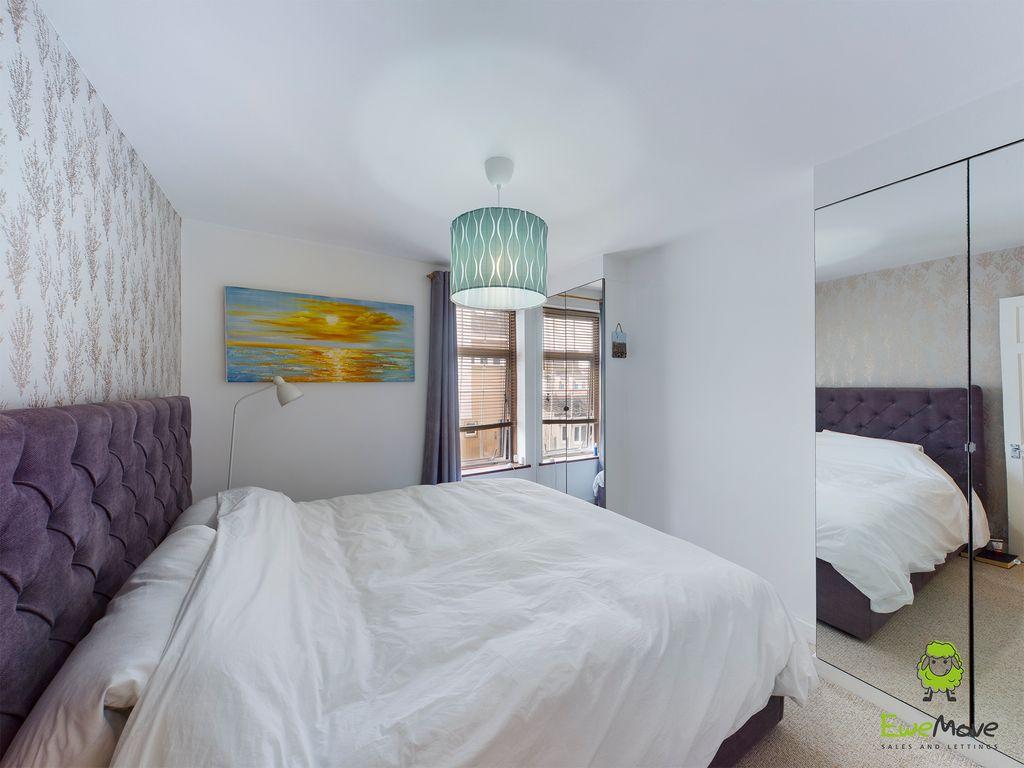 Bedroom 1 (Double)
