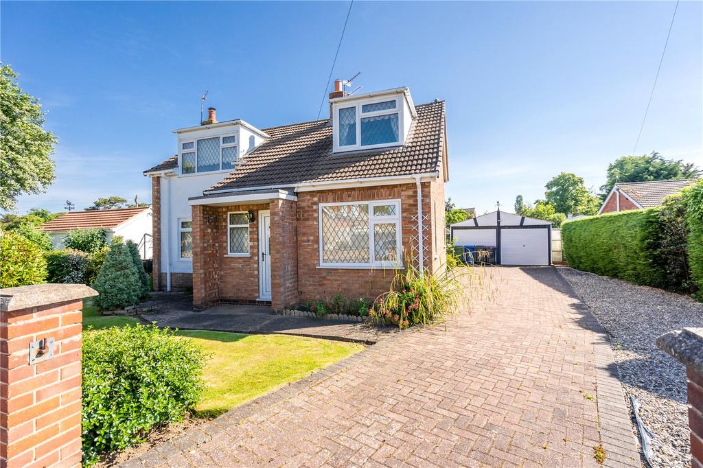 Karen Avenue, Keelby, Grimsby... 3 bed detached house £215,000
