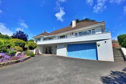 20a West Overcliff Drive, Bournemouth, BH4 8AA