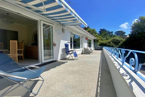 20a West Overcliff Drive, Bournemouth, BH4 8AA