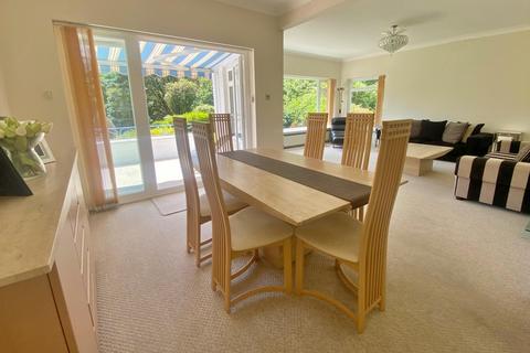 20a West Overcliff Drive, Bournemouth, BH4 8AA