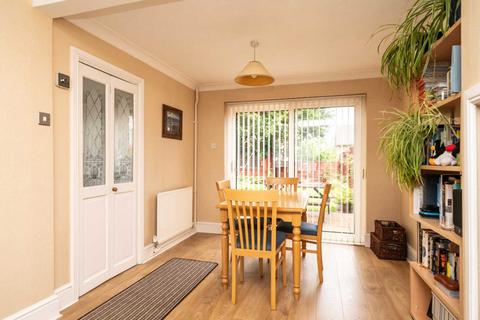90 Boxted Road, Hemel Hempstead, HP1 2QL