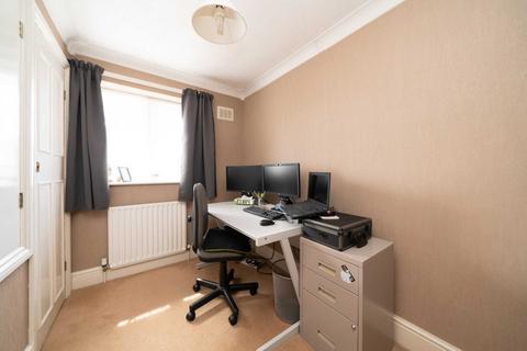 90 Boxted Road, Hemel Hempstead, HP1 2QL