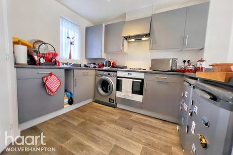 2 bedroom end of terrace house for sale - Tangmere Road, Wolverhampton