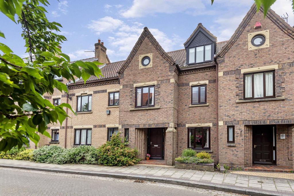 Outer Trinities, Beverley, East... 4 bed terraced house £425,000