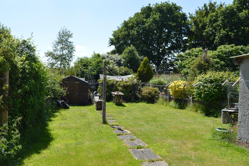 Drake Gardens, Tavistock, PL19 9AT 3 bed terraced house for sale £220,000
