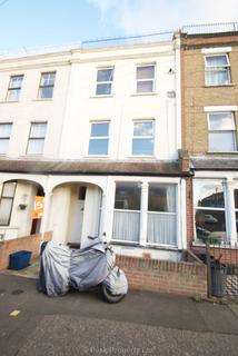 3 Camper Road, Southend-on-sea, SS1 2YR