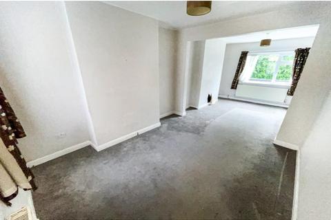 25 Highfield Avenue, Grimsby, DN32 0JG