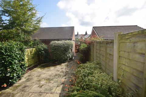 2 bedroom terraced house to rent, West Cliffe, Lytham