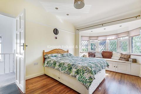 3 Scotsdale Road, London, SE12 8BS