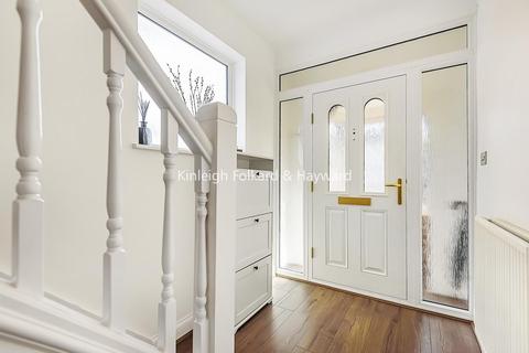 3 Scotsdale Road, London, SE12 8BS