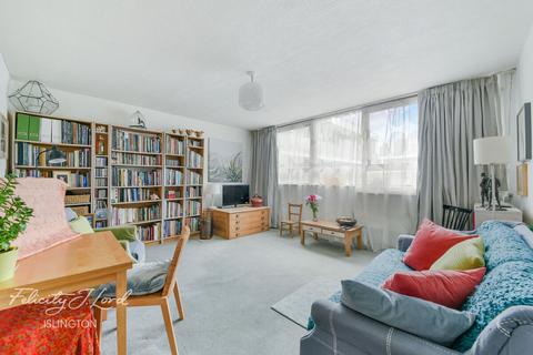 3 bedroom flat for sale, St John's Estate, Islington, N1