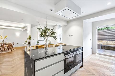 4 bedroom flat for sale, Waldemar Avenue Mansions, Fulham, London