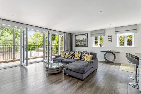 2 bedroom apartment to rent - The Groves, 46 Station Road, Beaconsfield, Buckinghamshire, HP9