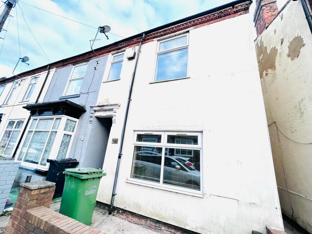 Ivanhoe Street, Dudley, DY2 0YA 2 bed terraced house £695 pcm (£160 pw)