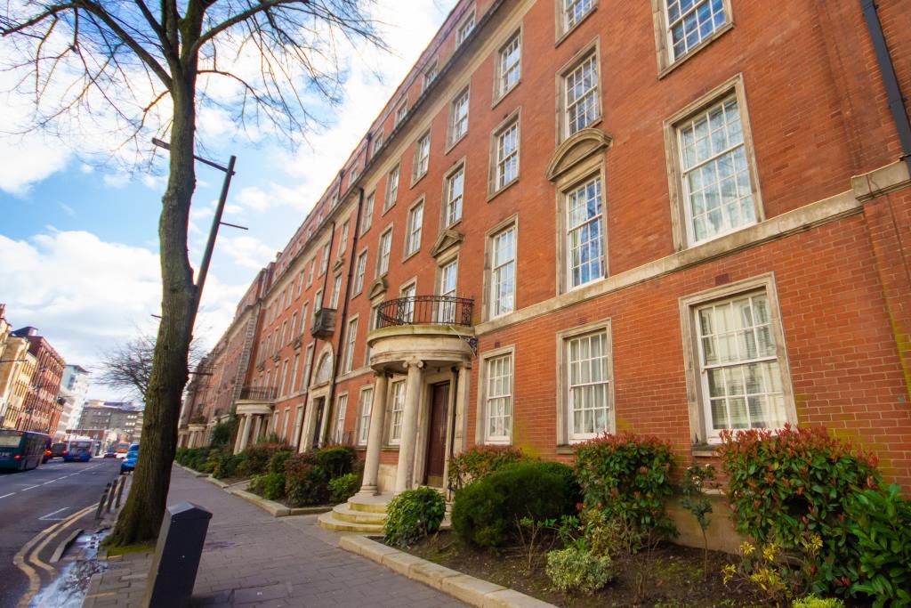 11 Dunraven House, Westgate Street, City Centre, Cardiff, South Wales