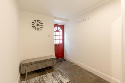7b Leopold Place, Edinburgh, EH7 5JW
