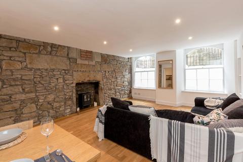 7b Leopold Place, Edinburgh, EH7 5JW