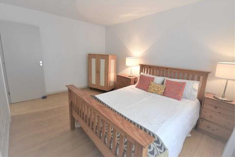 2 bedroom flat to rent, Addley Court, Chiswick