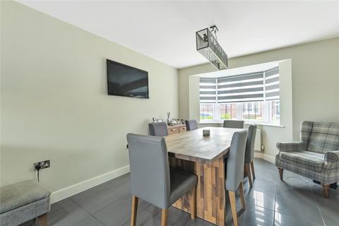 4 bedroom detached house for sale - Aspen Way, Silsoe, Bedfordshire, MK45