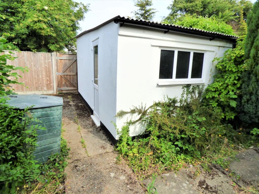 Detached Garage