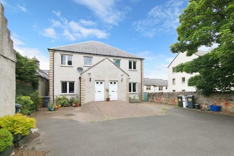 122 Duddingston Road, Edinburgh, EH15 1SU