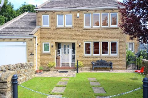 3 bedroom detached house for sale, Pastures Way, Golcar HD7