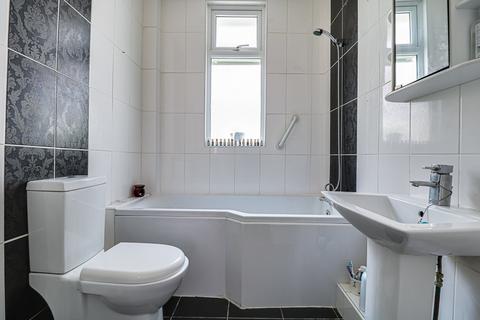 55 Beech Road, Benfleet, SS7 2AG