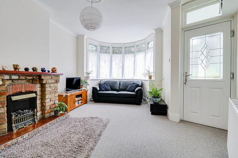 55 Beech Road, Benfleet, SS7 2AG